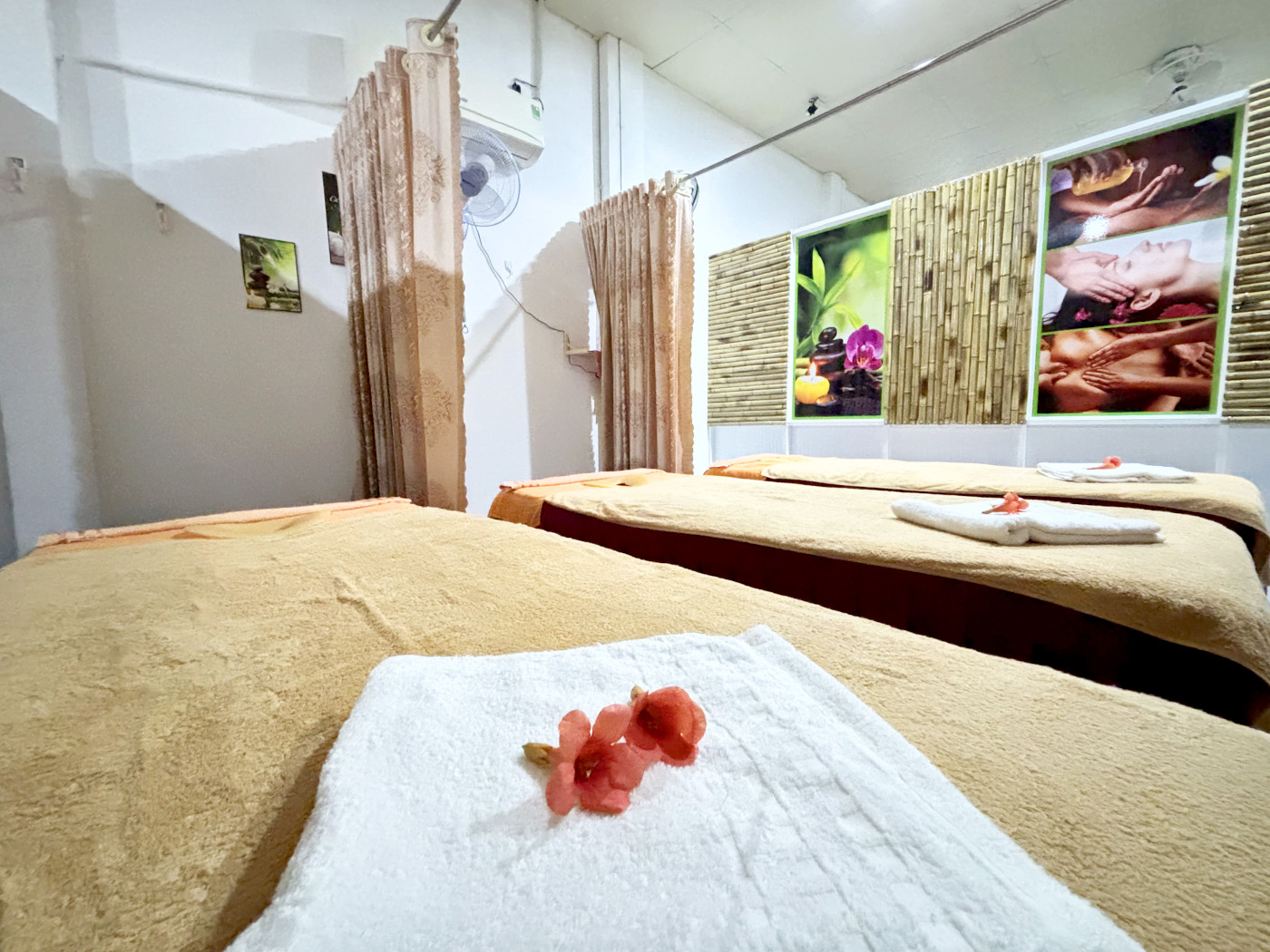 Massage mũi né